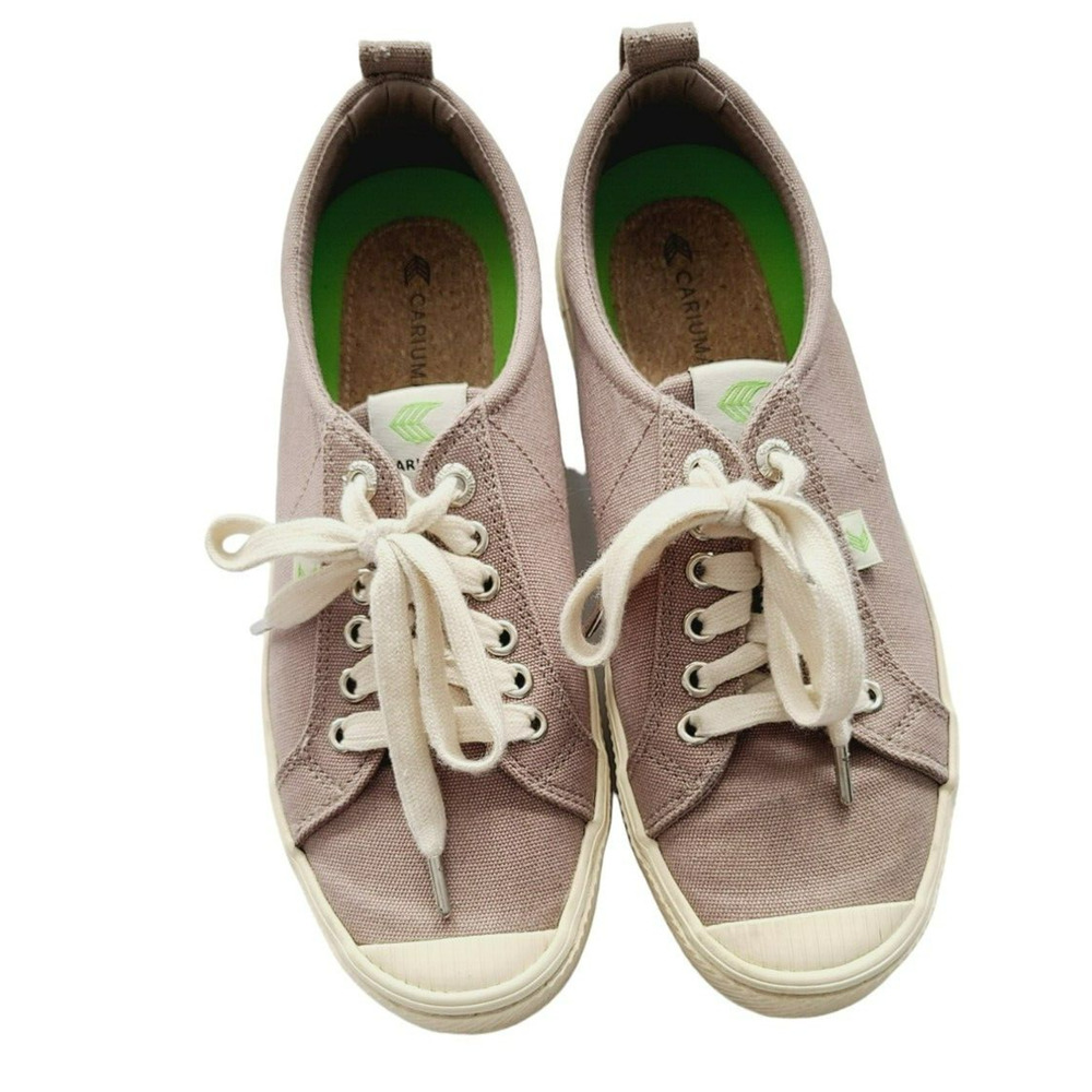 Cariuma‎ Low Top Sneaker Size 8
